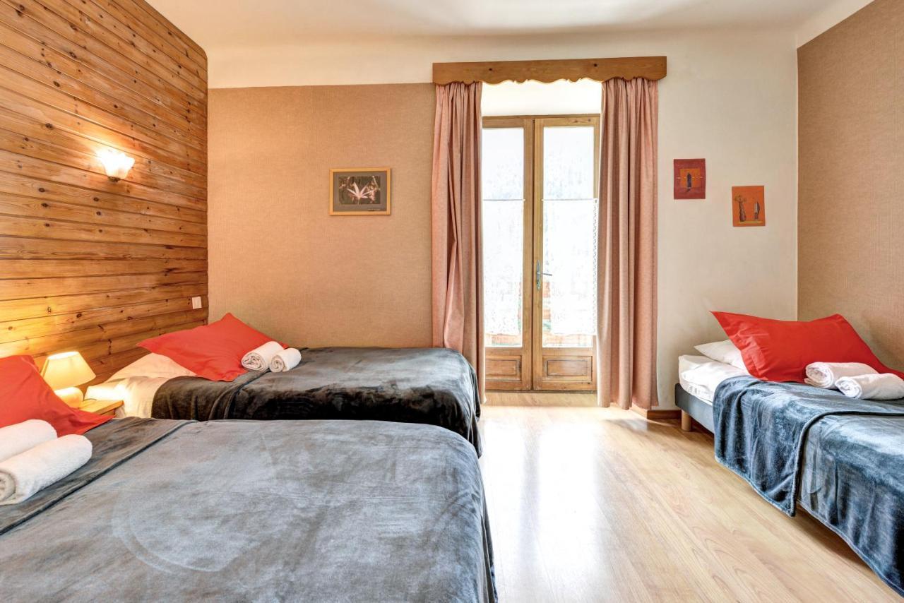 Hotel Restaurant Gites Les 5 Saisons Freissinieres Eksteriør billede