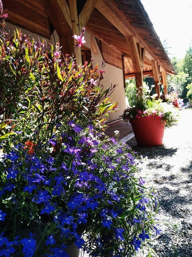 Hotel Restaurant Gites Les 5 Saisons Freissinieres Eksteriør billede